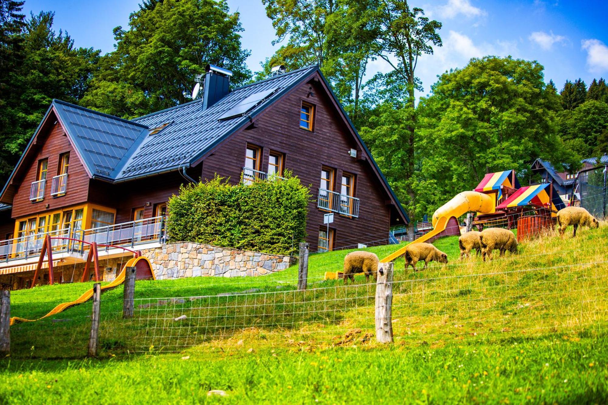 Amenity Hotel & Resort Špindlerŭv Mlýn Exteriör bild
